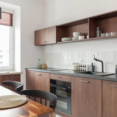 Designer In The By Bookinghost Appartement Varsovie
