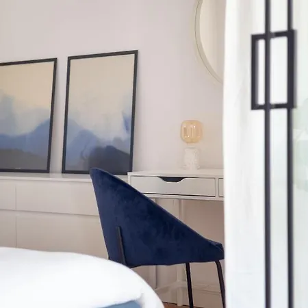 Designer In The Apartment Warschau