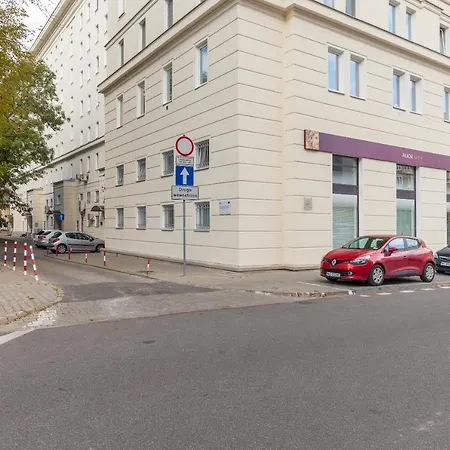 Designer In The Апартаменты Варшава