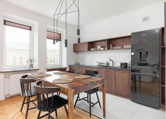 Designer In The By Bookinghost Warszawa