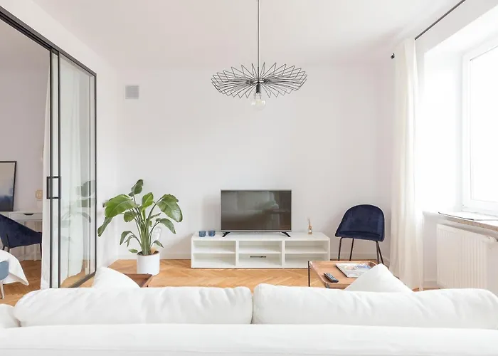 Designer In The By Bookinghost Apartman *