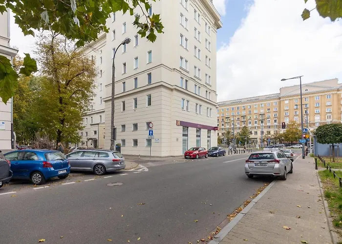 Designer In The By Bookinghost Apartman *