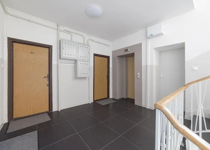 Designer In The By Bookinghost Apartman Varsó