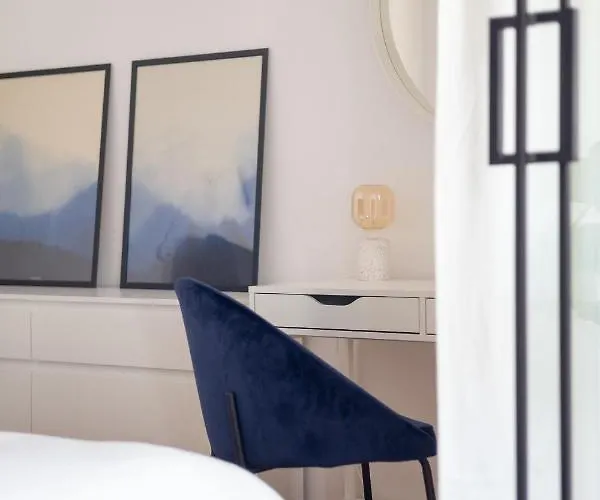 Designer In The By Bookinghost Lejlighed Warszawa