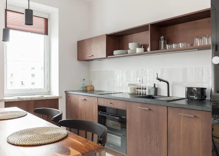 Designer In The By Bookinghost Apartman Varsó