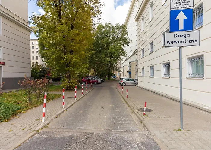 Designer In The By Bookinghost Apartman